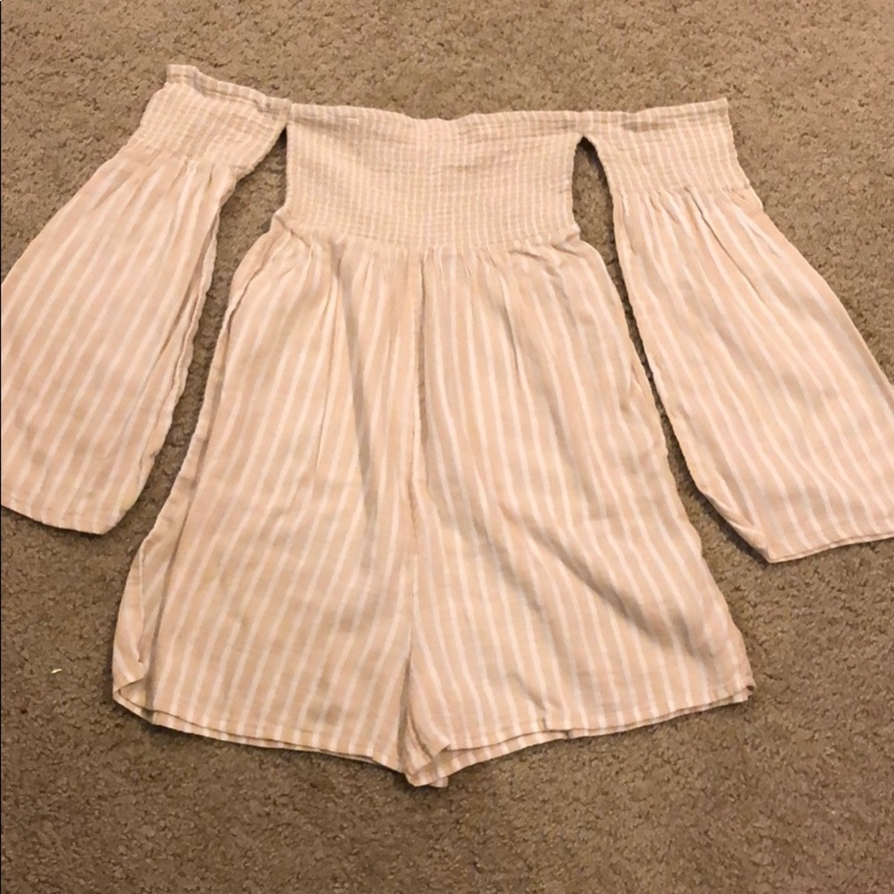 Billabong off the shoulder, bell sleeved romper